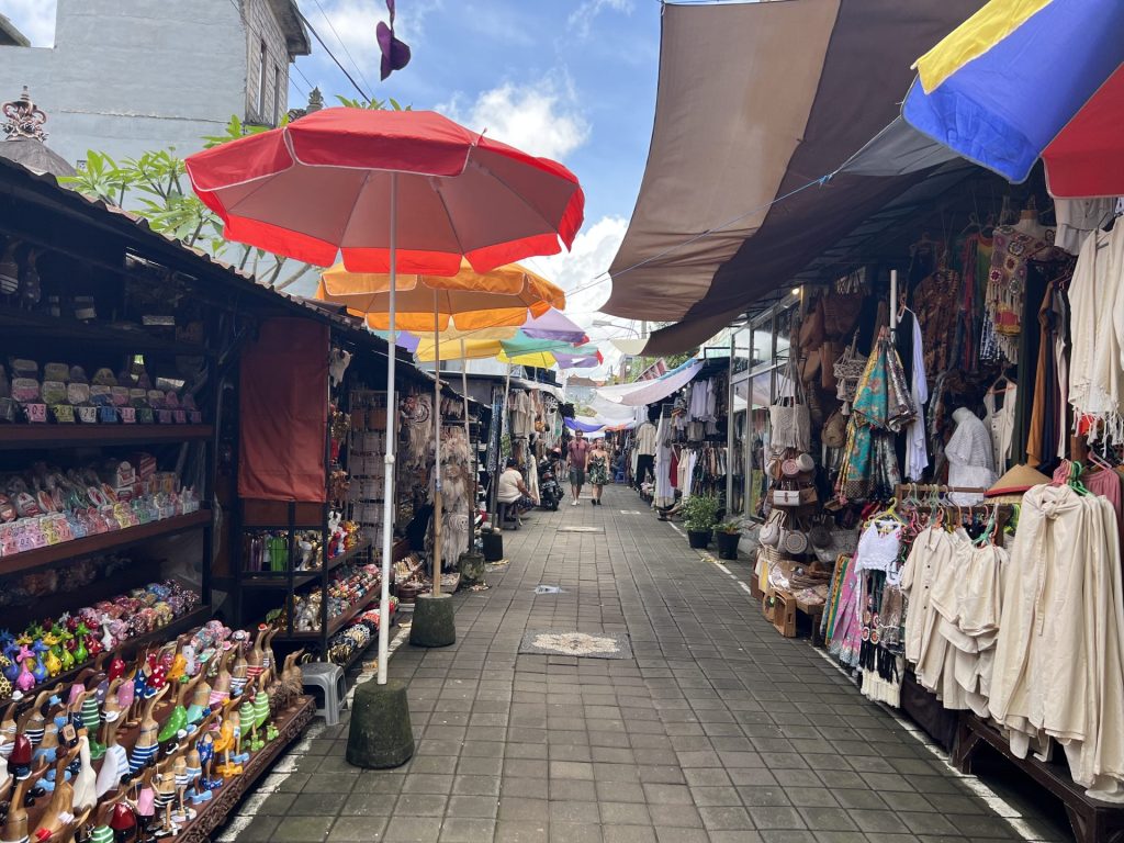 Travel photo of the colourful markets at Ubud, Bali.